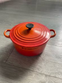 le creuset cast iron volcano casserole 22cm