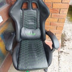 Leather Gaming Chair in very good condition