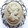 Vintage Cameo Brooch Image 6