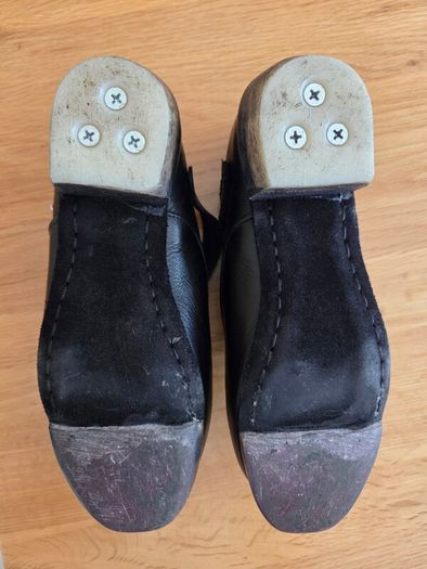 Irish dancing heavy shoes size 1.5