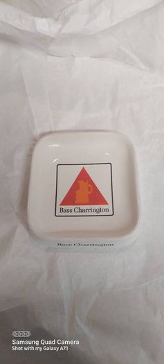 Old large vintage rare bass charrington ashtray rare item ,made by wade ,good condition, see pictures for condition,price includes post to anywhere in Ireland thank you, collectors item,,