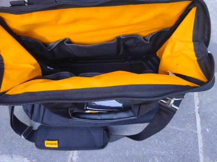 Dewalt toolbag