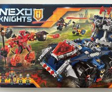 Lego Nexo Knights Axl's Tower Carrier 70322