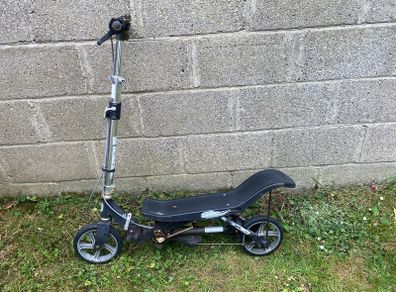 Foldable space scooter