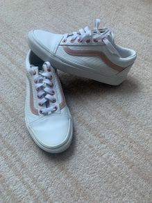 Van's runners