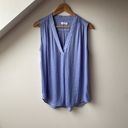 Vince Sleeveless Band-Collar Silk V-Neck Blouse Periwinkle