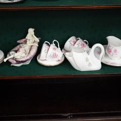 Duchess Pink Roses Bone China Tea Service (21 pcs / 6 persons)