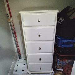 Chest drawers