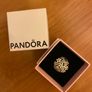 Pandora Darling Daisy Bouquet Ring Image 3