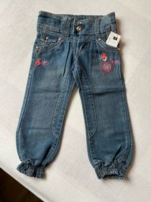 Brand new Dunnes Girls Blue Cuff End Jeans 3 years