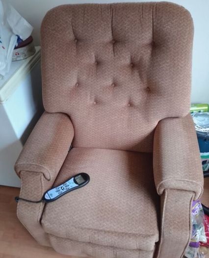Recliner armchair