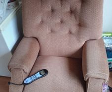 Recliner armchair