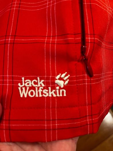 Jack Wolfskin shirt, size M