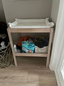 baby changing table
