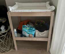 baby changing table