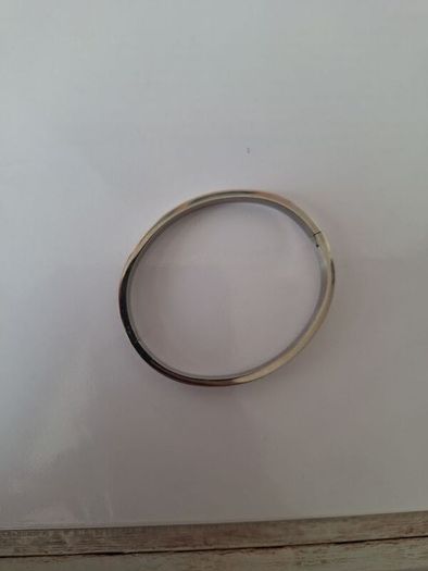 bangle