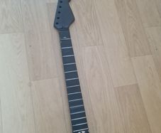 Strat neck