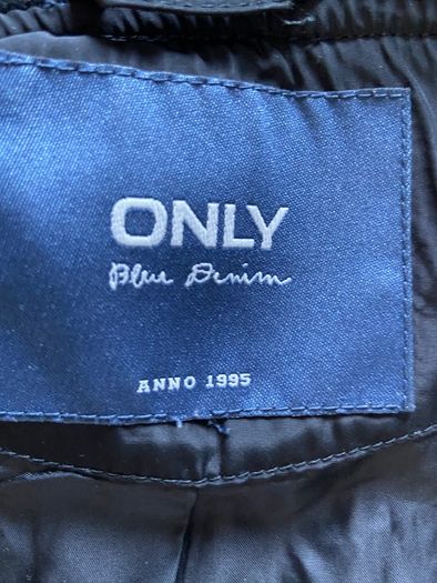 Black bomber Jacket
