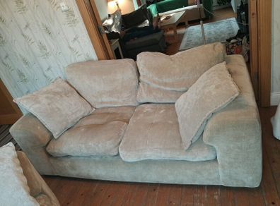 2 free couches