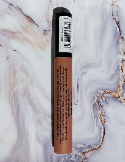 Essence Stay 8h Matte Liquid Lipstick - Mask-Proof - 01 Hello Sunrise!