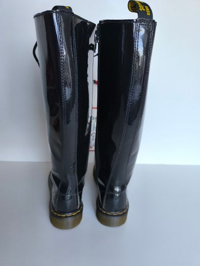 Dr Martens 1b60 20 eye high knee tall patent black boots UK4 EU37 US6