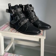 ankle boots Stradivarius black leather biker style boot size 40