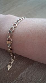 9kt gold bracelet
