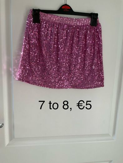 Girls skirt, 7 to 8