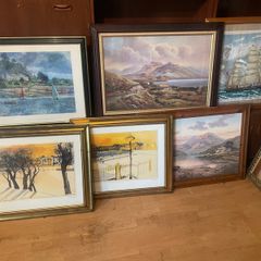 Multiple prints, in multiple sizes, of frames in very in conditions must go as a job lot.