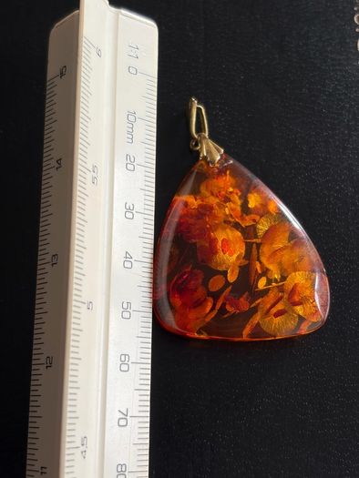 Amber pendant