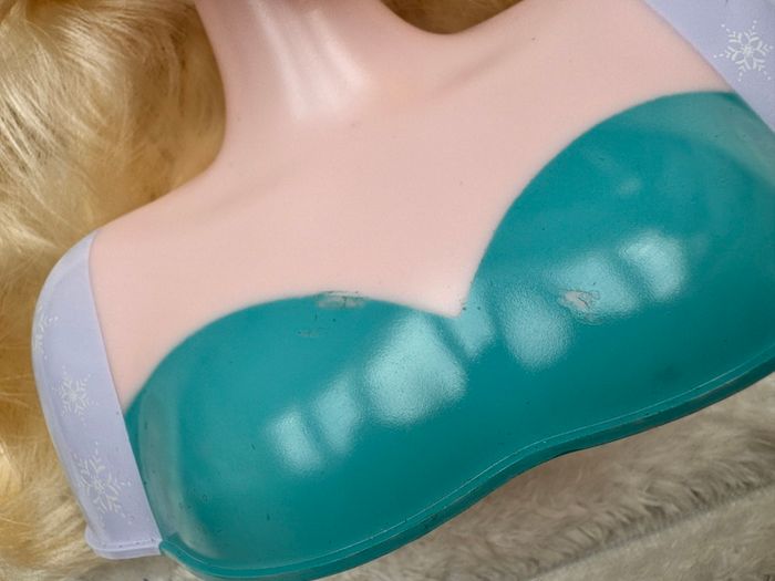 Disney Frozen Elsa Styling Head Used approx. 20 cm. Please see photos