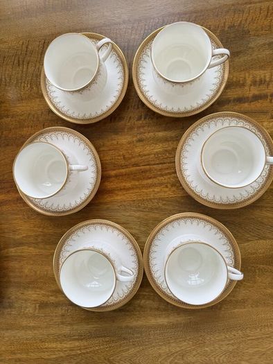 Paragon china Ltd Athena complete tea-set