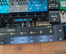 Boss ES-8 Effects Switching System and OCD switches