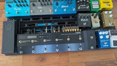 Boss ES-8 Effects Switching System and OCD switches