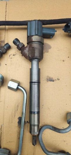 hyundai i30 2012-16 1.6crdi injectors