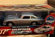 Joyride James Bond 1/18