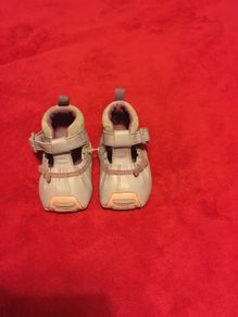 Clarks Shoes, size UK-2G, EU-17,5