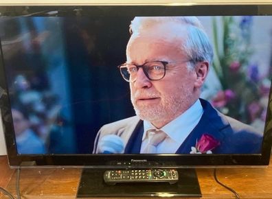 32" Panasonic TV