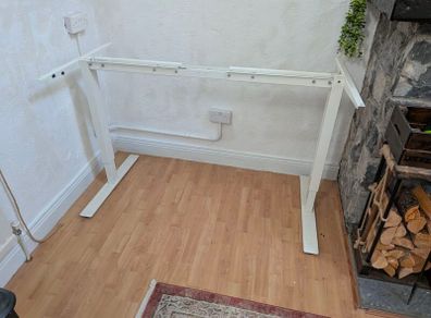 IKEA Skarsta sit/stand desk frame