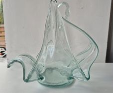 Vintage Hand Blown Art Glass Swan Basket | Rare Phantom Base Detail