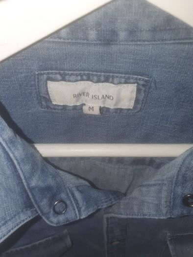 River  Island
