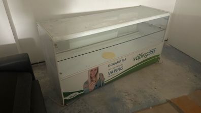 Shop glass counter unit