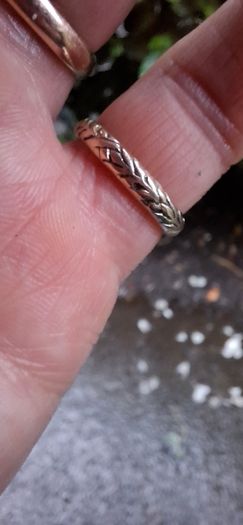 Antique 8ct Gold Diamond Ring