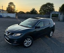 152 Nissan Xtrail 7 seater call or text