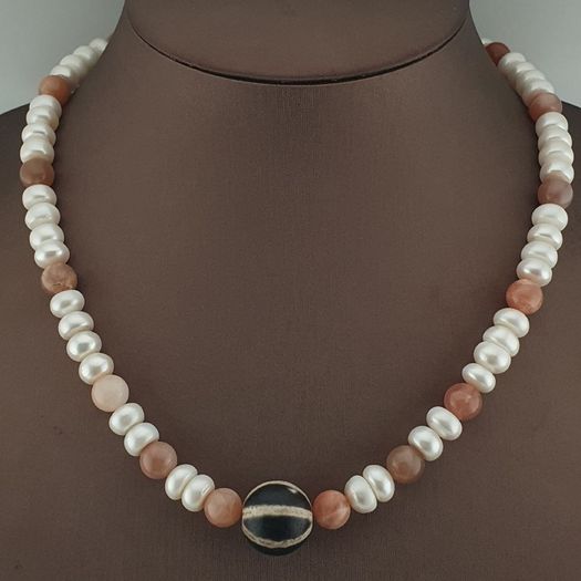 Authentic Fresh Water Pearls & Moon Stone With Melon Shape Agate Gemstone Pendant Necklace