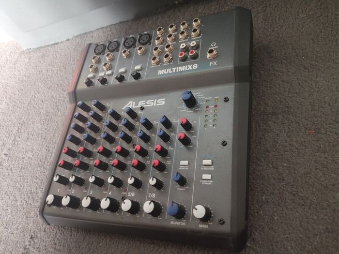 Alesis Multimix 8 Usb FX