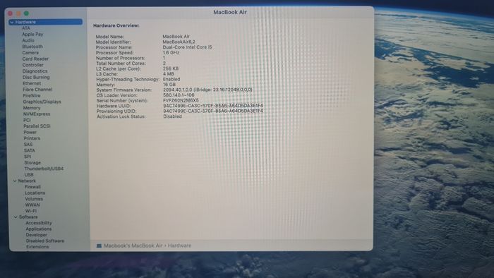 MacBook air like new.16gb 512gb ssd