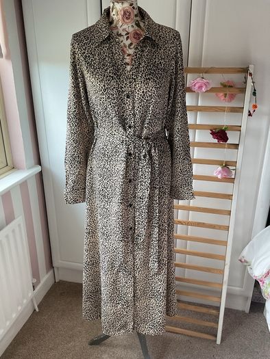 dress Bnwot animal print button through shirt dress size 12