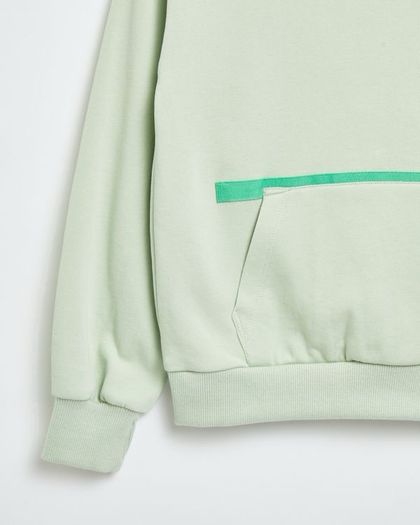 Leigh Tucker boys sweater Age 7-8