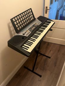 Yamaha PSR-175 keyboard